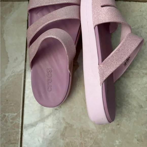 Crocs Women's Pink Sandals - Picture 5 of 6
